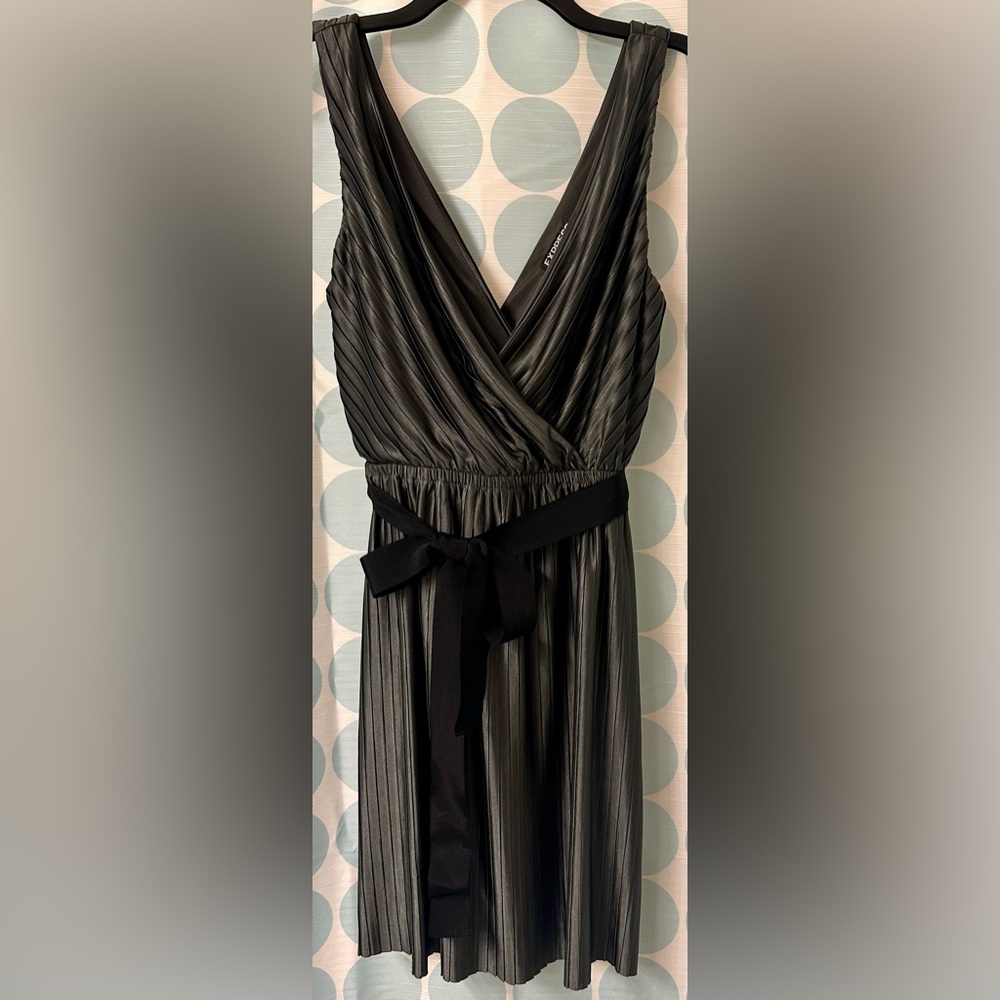 Express Dress, Pewter Gray, Size Small